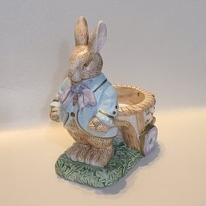 Vintage Avon Springtime Collection Porcelain Easter Bunny